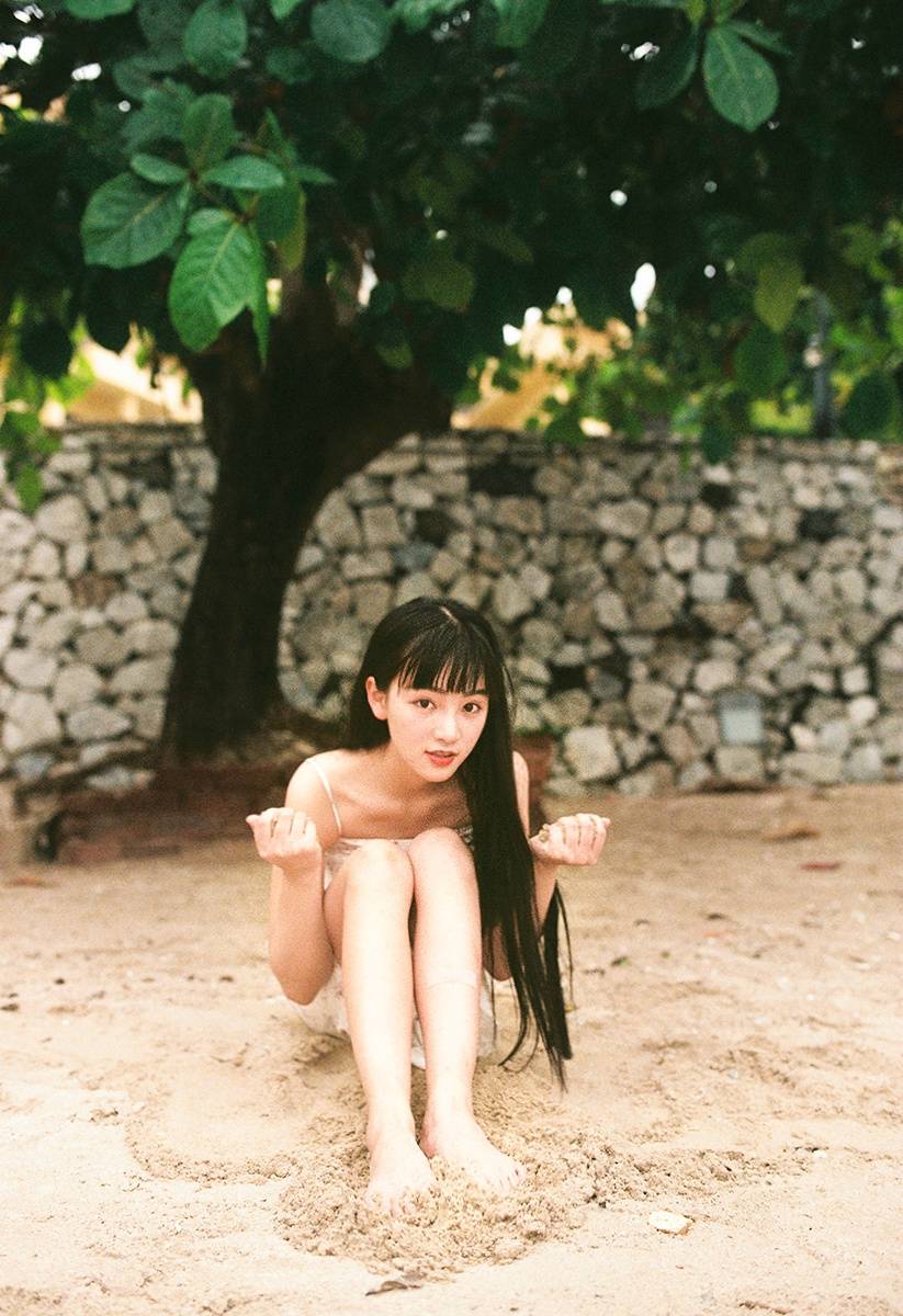 9年前，黄灿灿的名气低，但颜值比如今高了好几倍