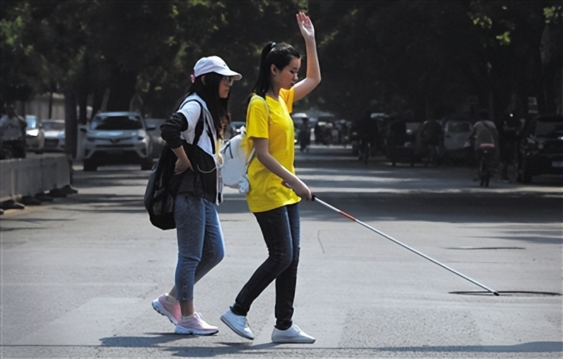 “我保住了他的眼睛，他却要杀我！”北京患者追砍医生事件回顾