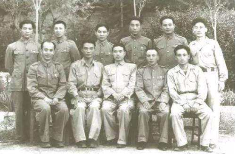 1972年尼克松访华，熊向晖一个问题难倒基辛格，周恩来：值得表扬