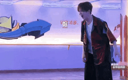 亲错老公、直击要害、反向带货，明星的社死瞬间能有多好笑