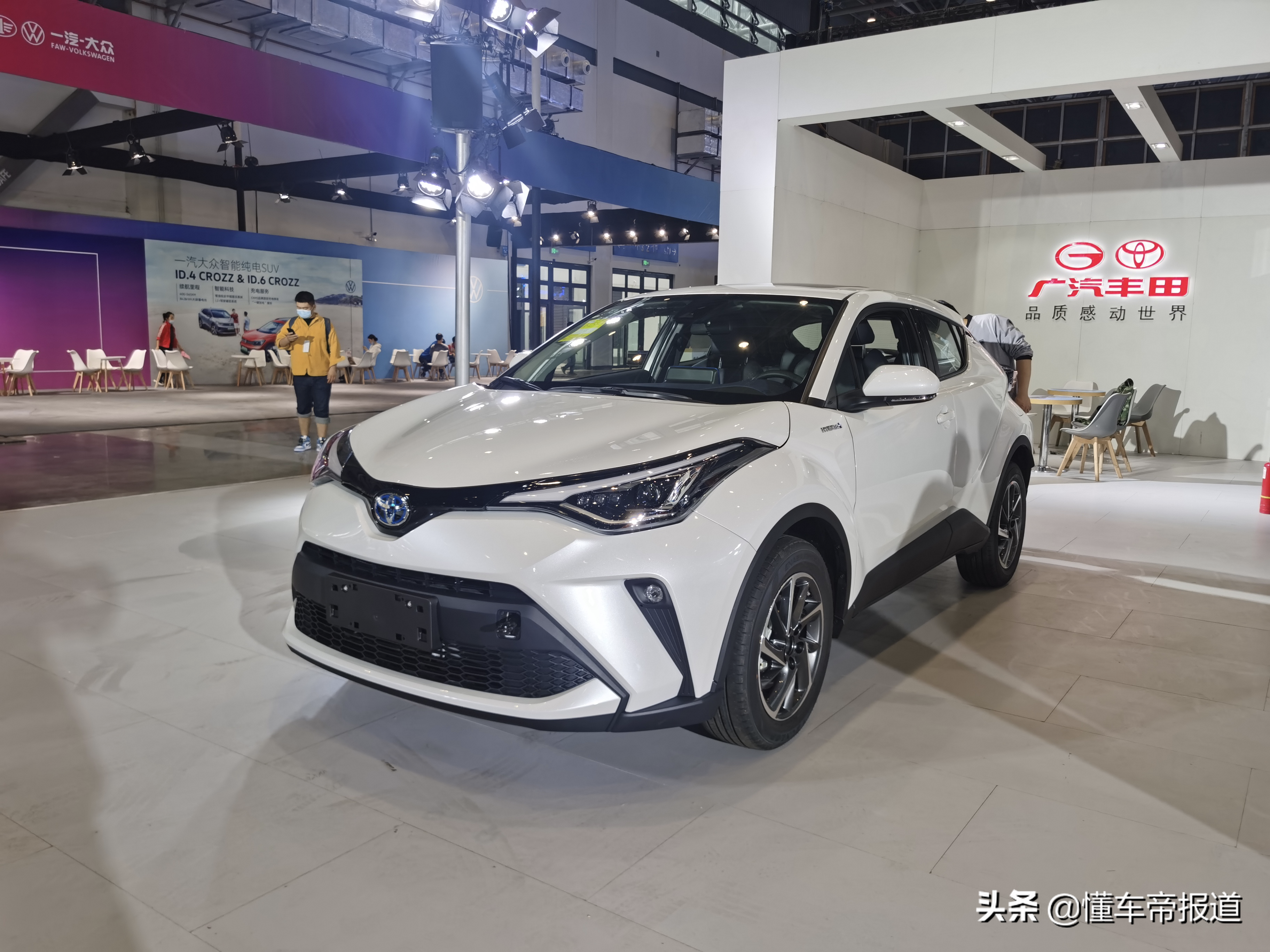 新车｜轿车SUV全都有，广汽丰田多款新能源车型亮相海口车展