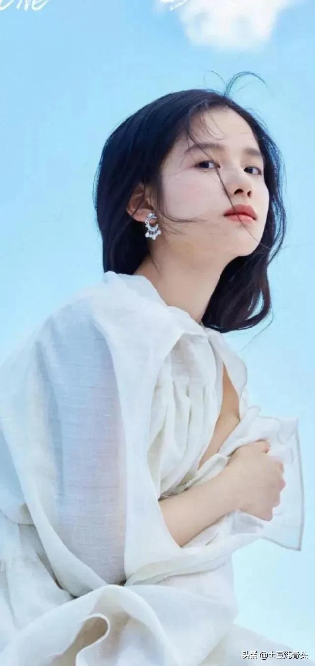 张倩仪壁纸