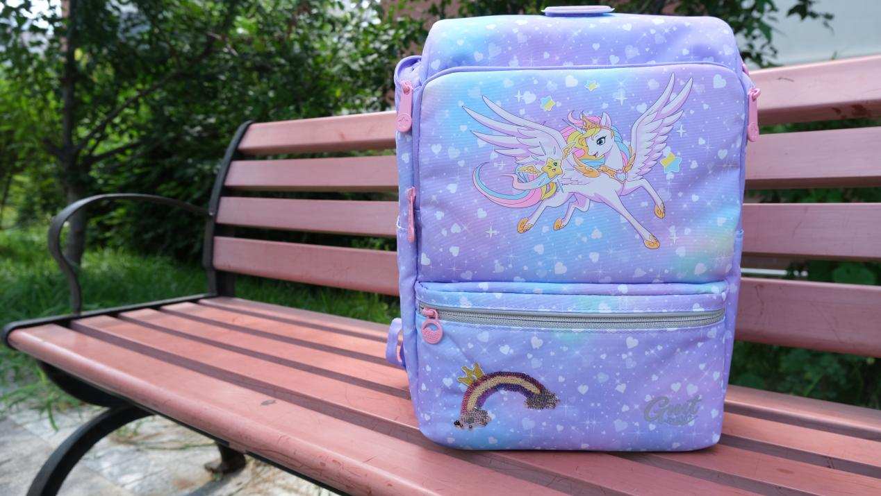 超轻自重、科学背负，陪伴孩子每一天，GMT for Kids小学生护脊书包