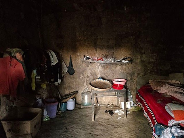 河南15岁男孩父亲去世，和母亲低保度日，4年后，以677分考上清华