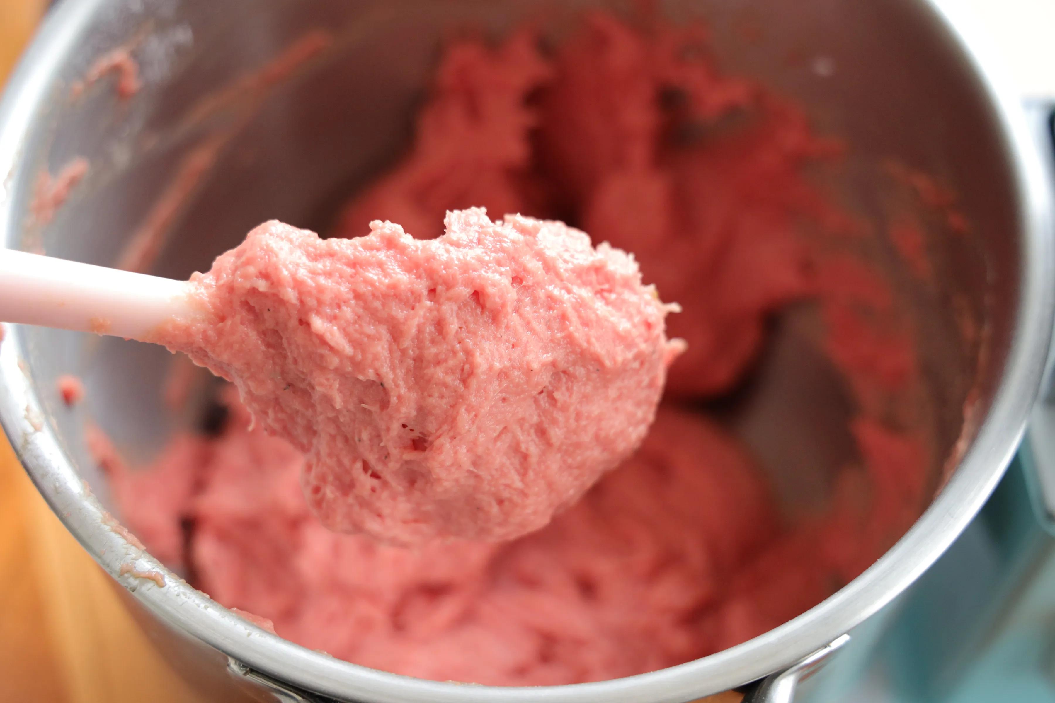 过年了，自制牛肉丸，Q弹有嚼劲，做汤涮火锅绝了，无添加更放心