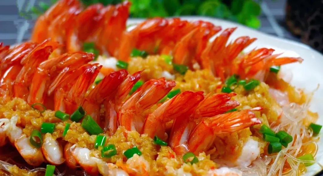 除夕团圆饭必备的10道特色菜，全家人都爱吃，招待亲朋好友倍有面