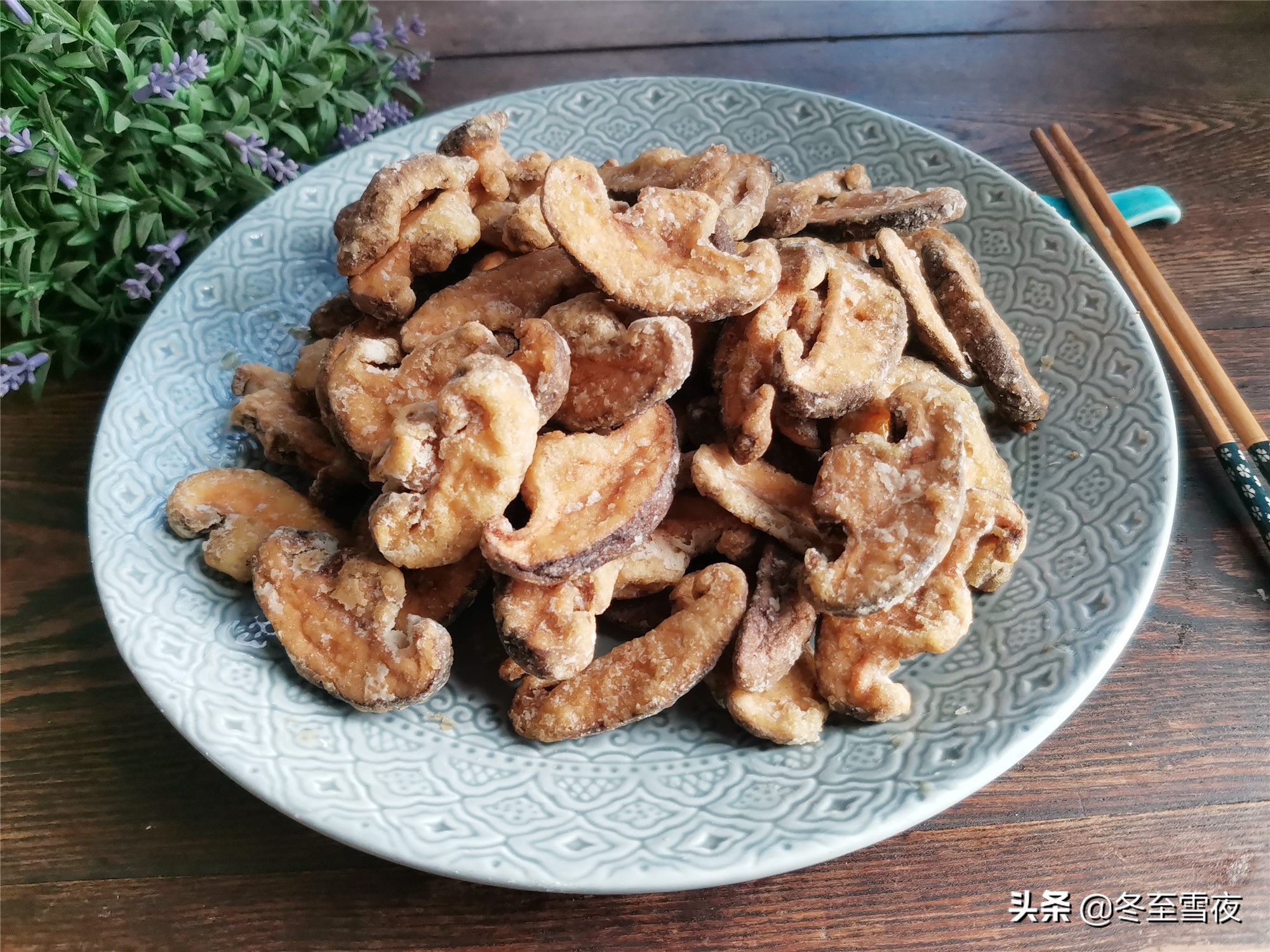 炸香菇教你這樣做，不用焯水，做出的香菇外酥里嫩，比吃肉還香