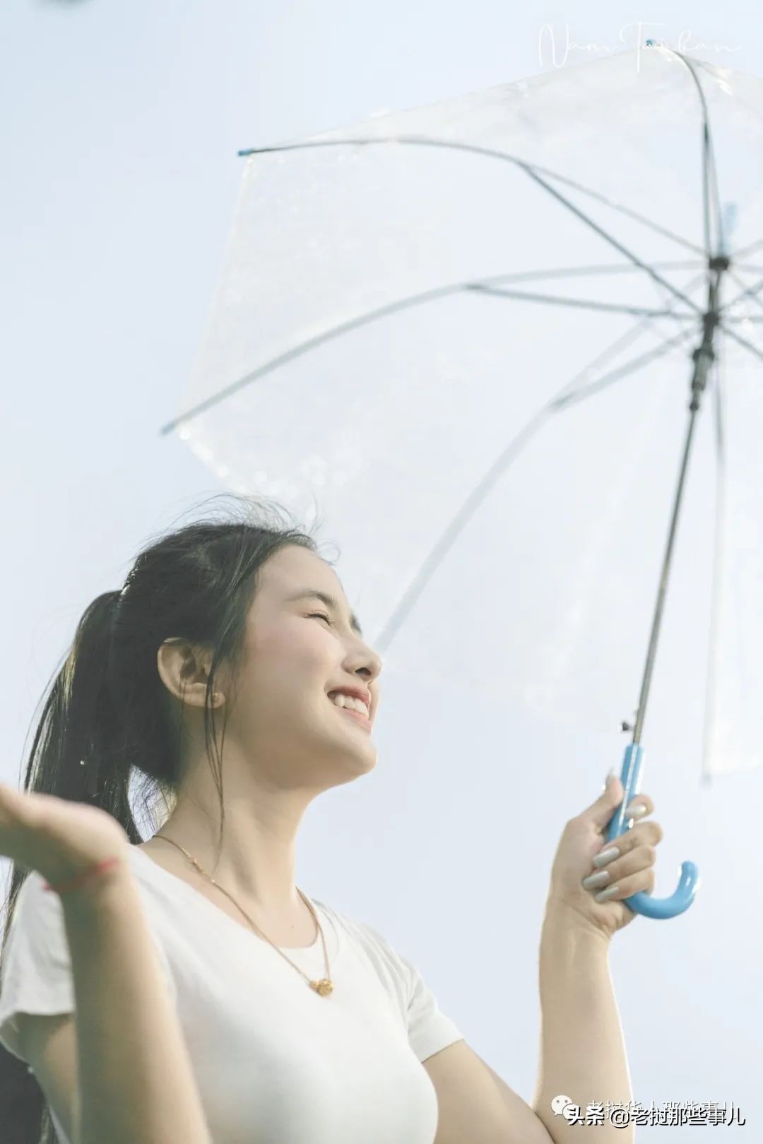 老挝水音小姐姐，三年前旧照翻出，超可爱