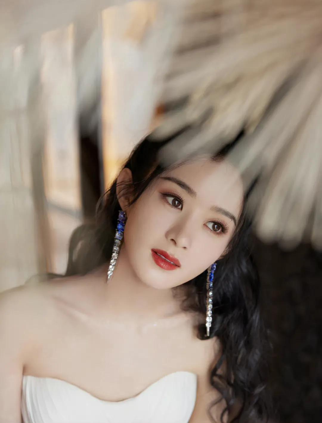 赵丽颖、杨颖、唐艺昕最好看的礼服合集，美若天仙，令人如痴如醉