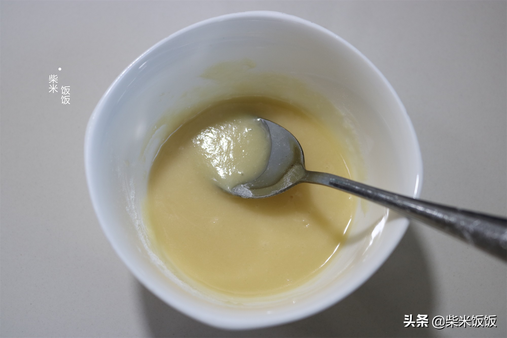 晚上揉发面，早上来烙饼，做法简单又省事，层层香软更好吃