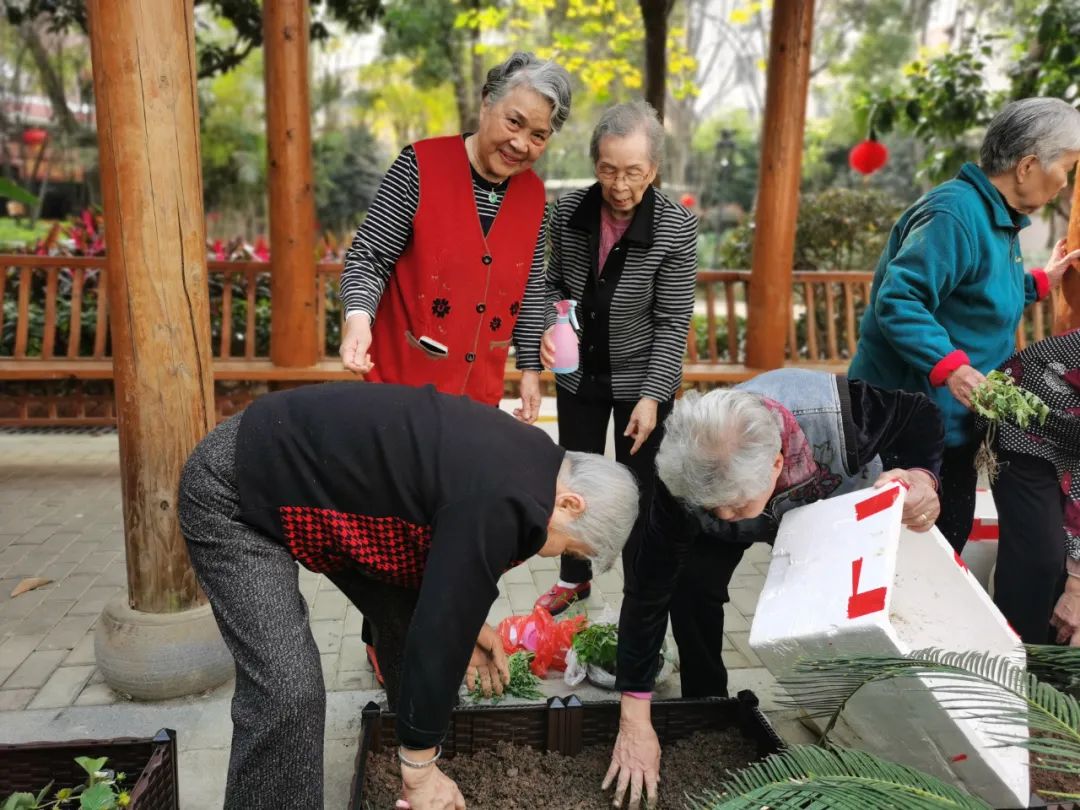 春暖国德（自理篇）丨不为往事忧，但愿余生笑