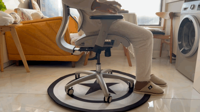 大长腿小主的学习新装备，达宝利S10青少年人体工学椅晒单