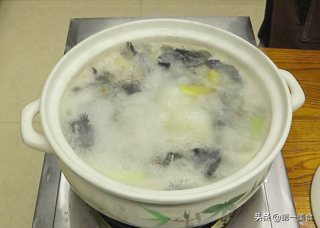 3.8女神节！建议女人：不论贫富，8种食物该吃就吃，别老想着省钱