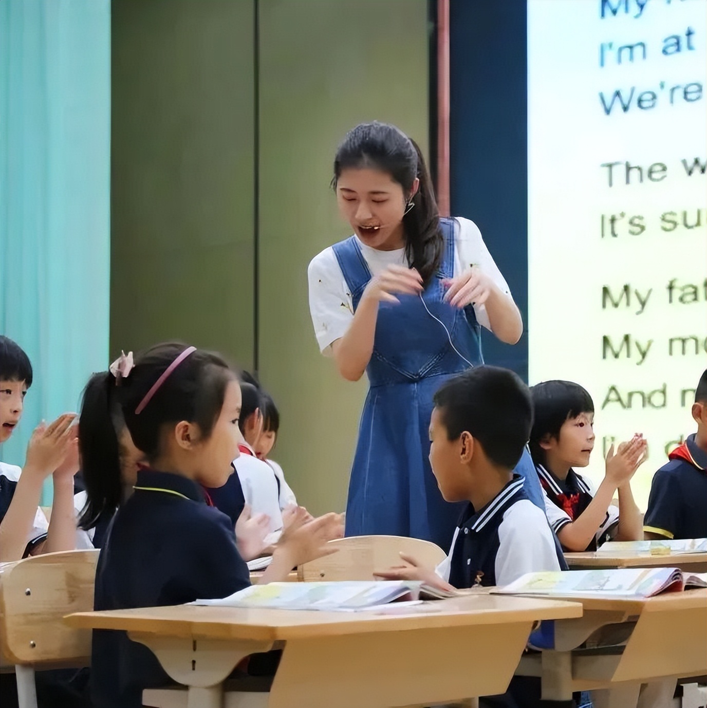 成都市双流区实验小学外国语学校开展小学英语一二年级教研活动
