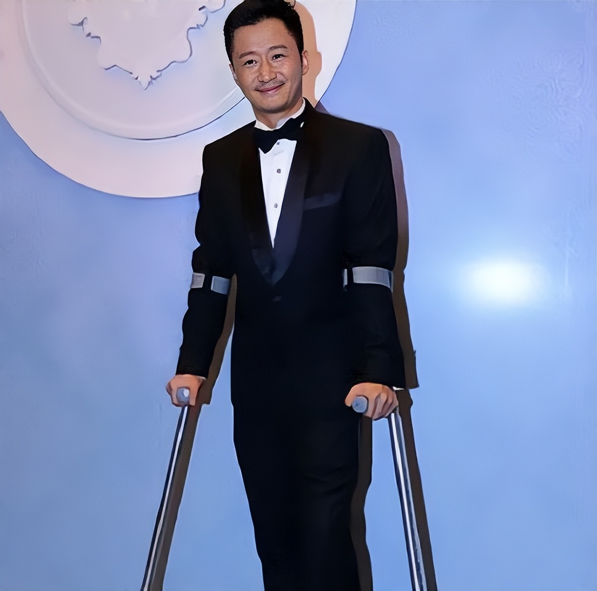 这6位男星，因拍戏差点命不保，一个比一个的“后遗症”严重