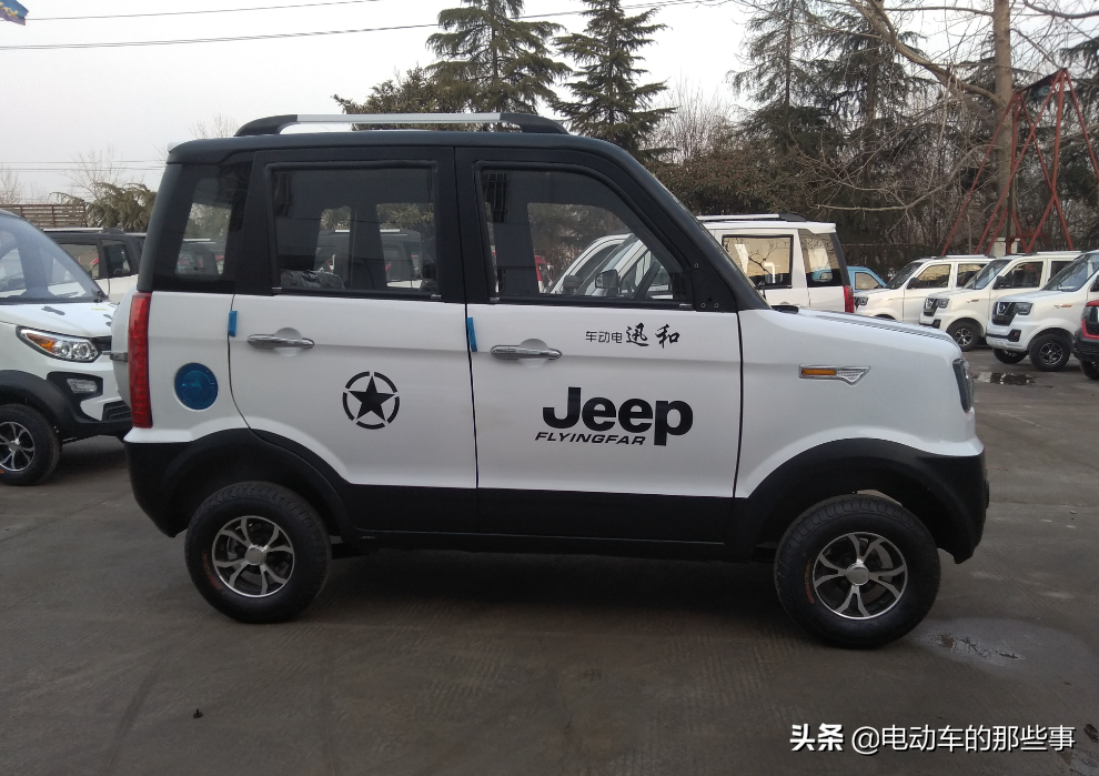 1万块钱买老年代步车，是选三轮？还是选四轮？哪个更划算