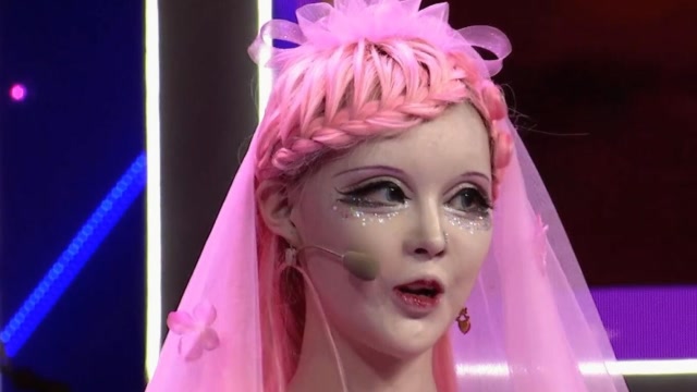 桃花宝宝:花百万"换头"失败,连亲妈都快认不出,她到底图啥?