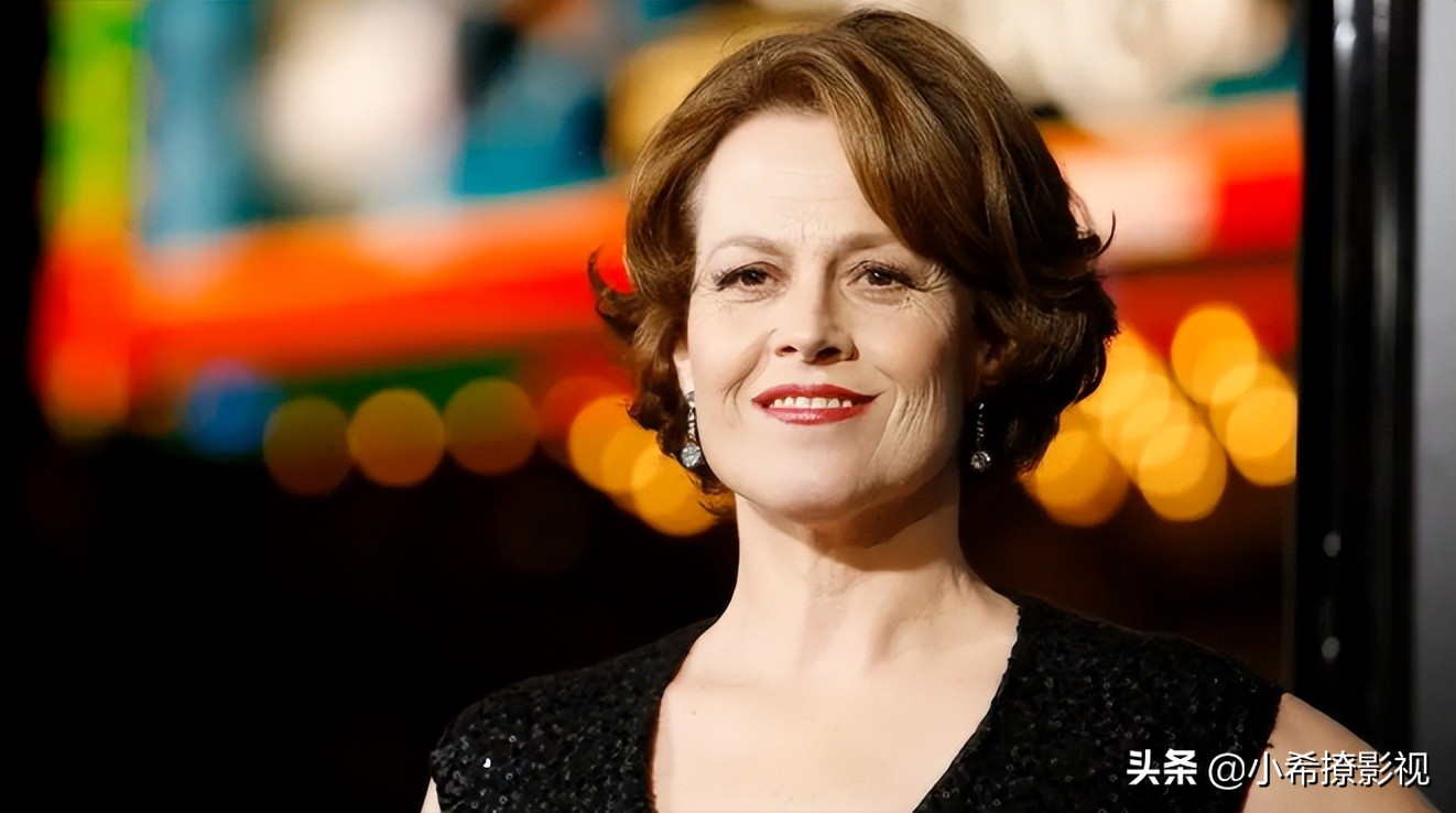 《阿凡达2》72岁女演员扮演主角的女儿？卡梅隆调皮的回应