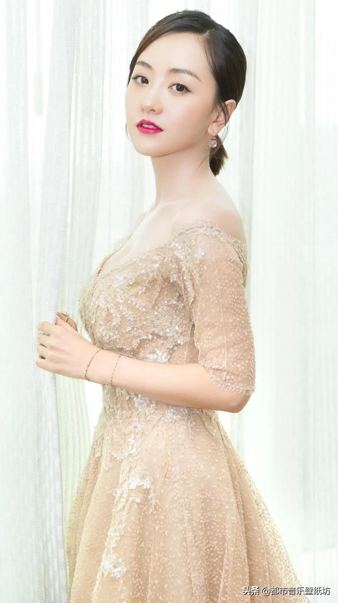 杨蓉高清时尚穿搭美图