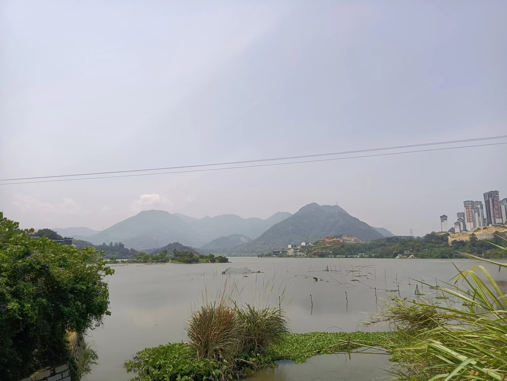 闽越水镇，恒大悦珑湾，福州这两个江景楼盘，值得入手吗？