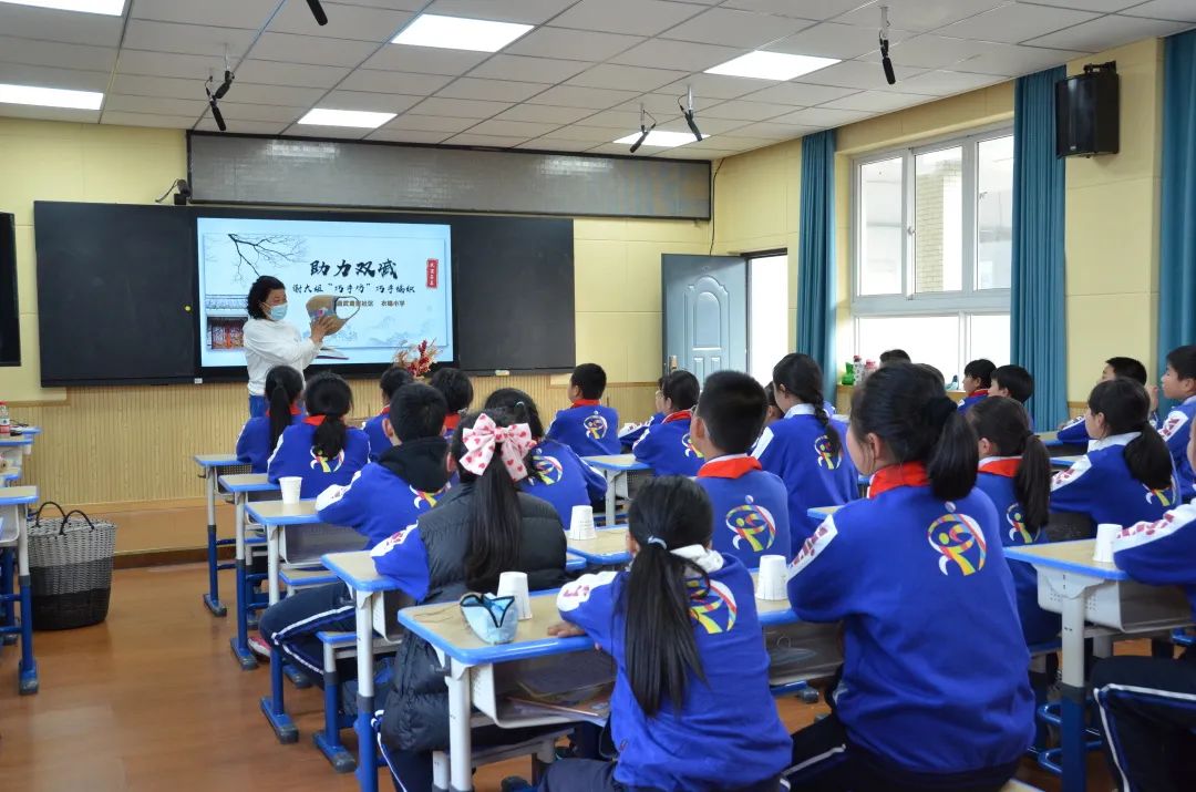 臨安衣錦小學(xué)“民間高手”開課啦(圖2) 臨安衣錦小學(xué)“民間高手”開課啦(圖2)