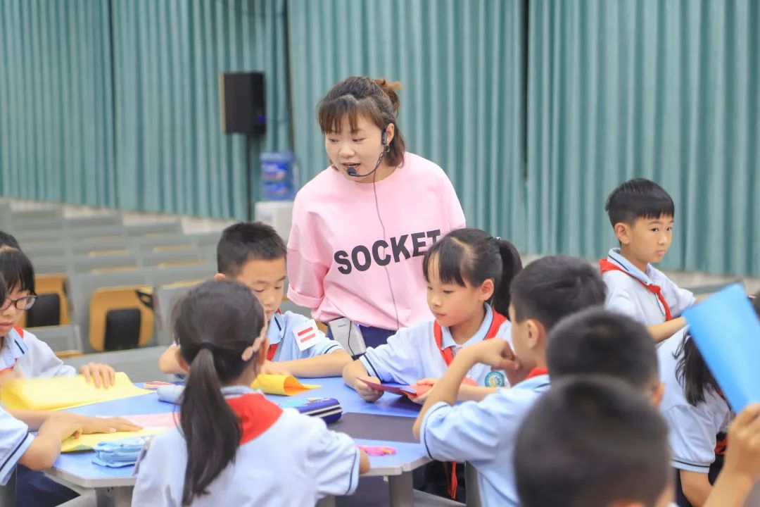 天府新区南湖小学（含北区）2022春教学节综合组展示活动如期进行