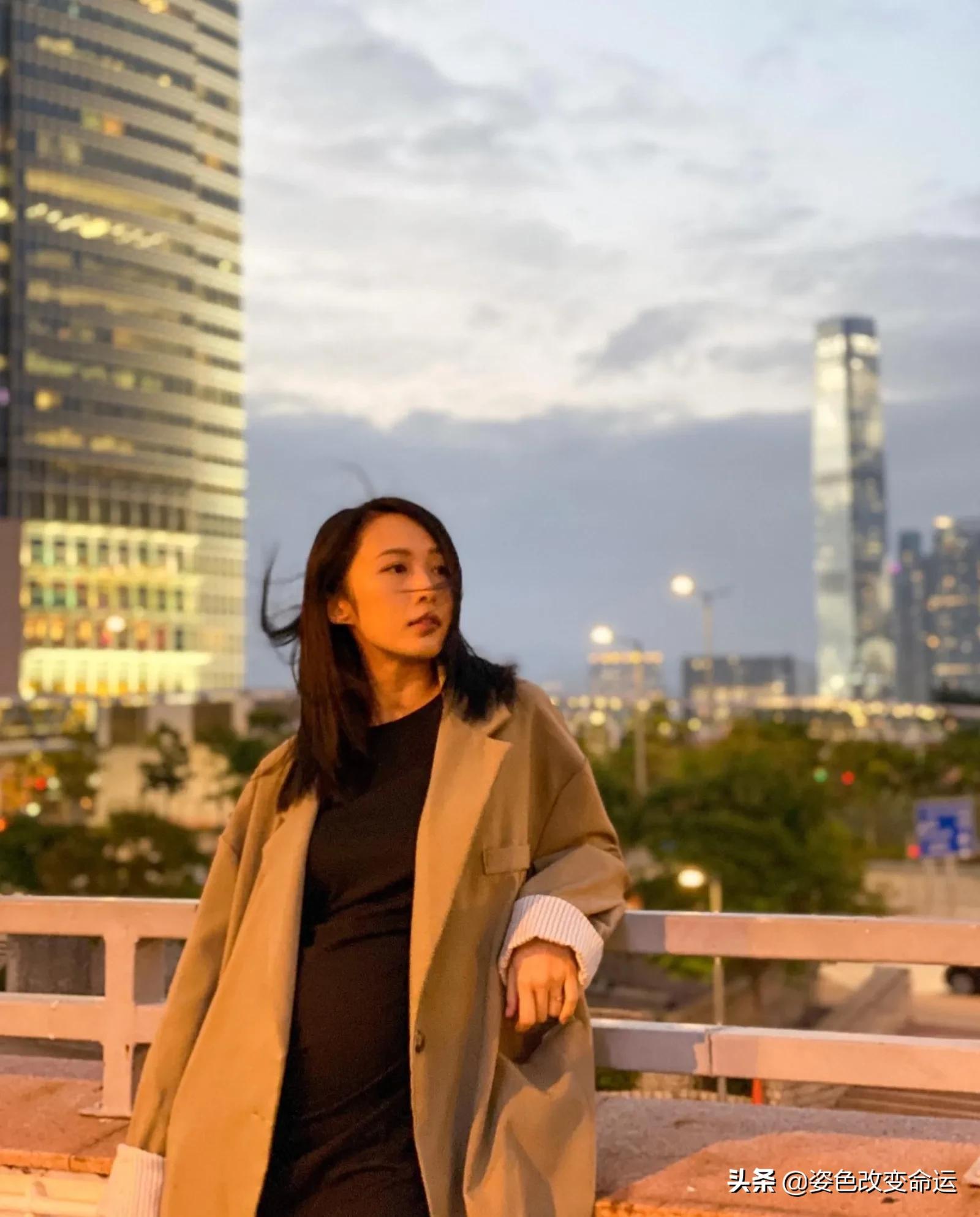 不管反黑还是反黑路人甲，汤怡都是最美的一个，可惜没人认识