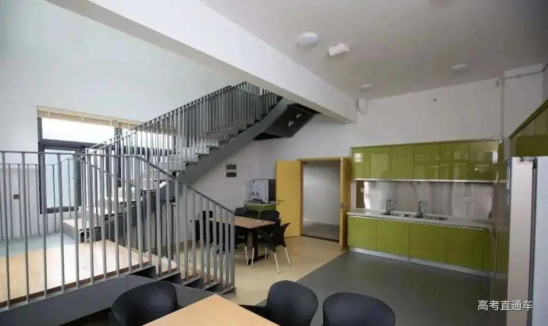 毫不夸张！国内这35所大学宿舍堪比星级酒店