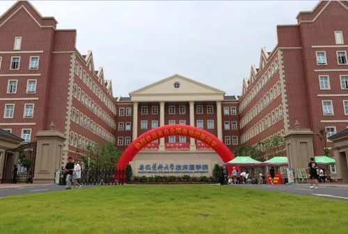 安徽医科大学近3年硕士研究生招生复试基本分数线