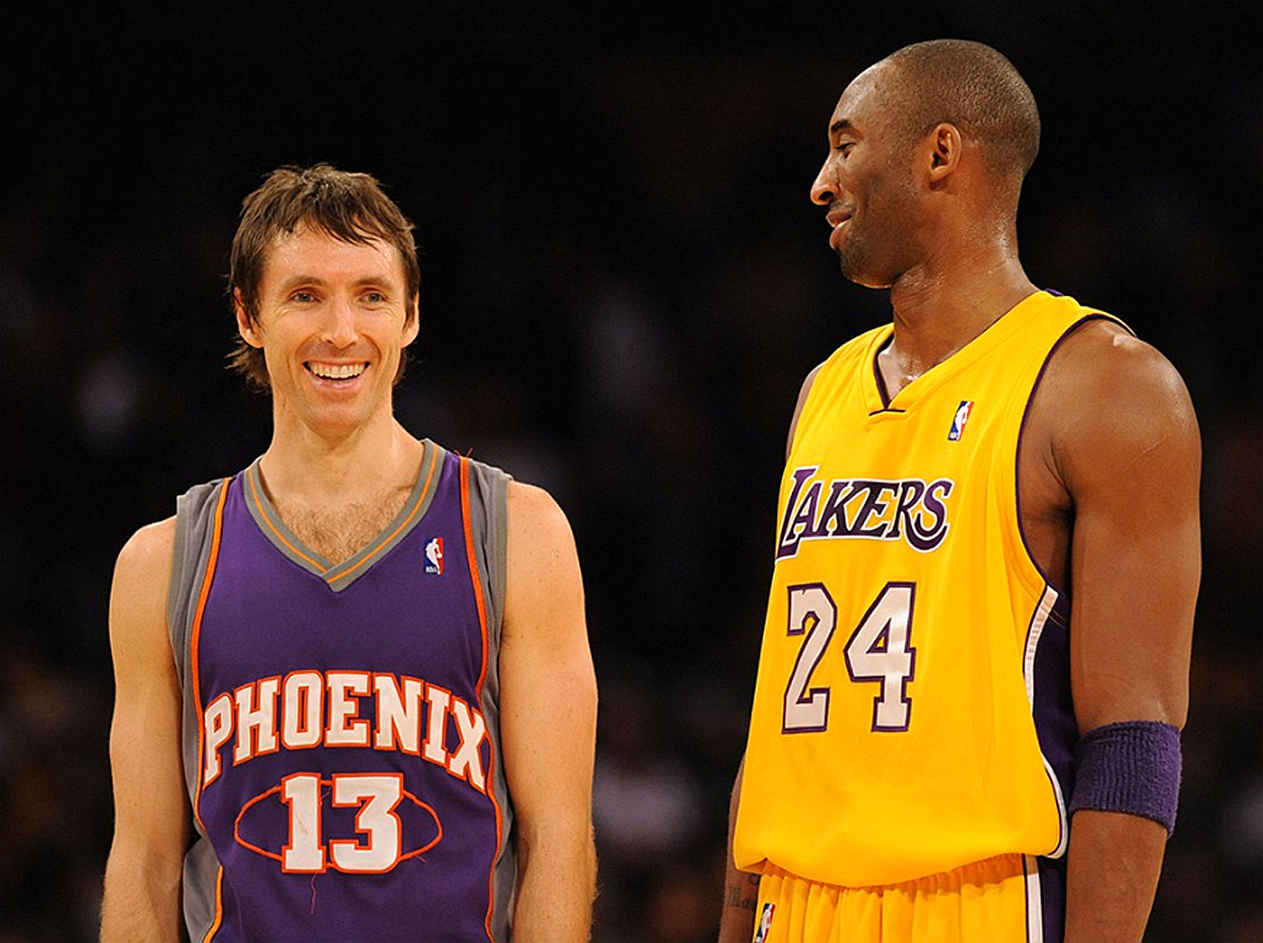 06年场均18.8分的纳什,凭什么抢了科比的mvp?看两人战绩,不冤