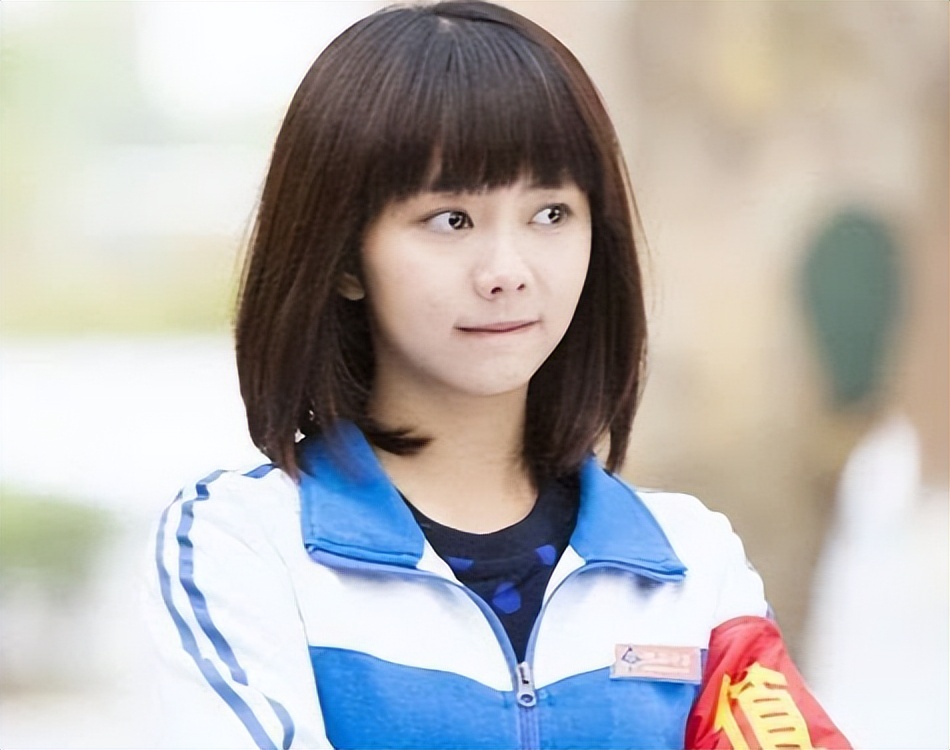 娃娃脸我只服这12位明星！有人30岁还能演高中生，个个青春永驻