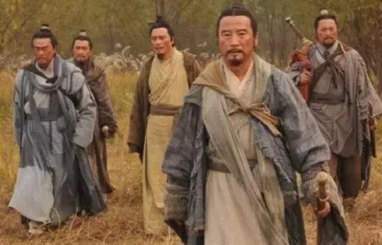 北郭先生解释《诗经·式微》：式微本义不是衰败，而是日月不明