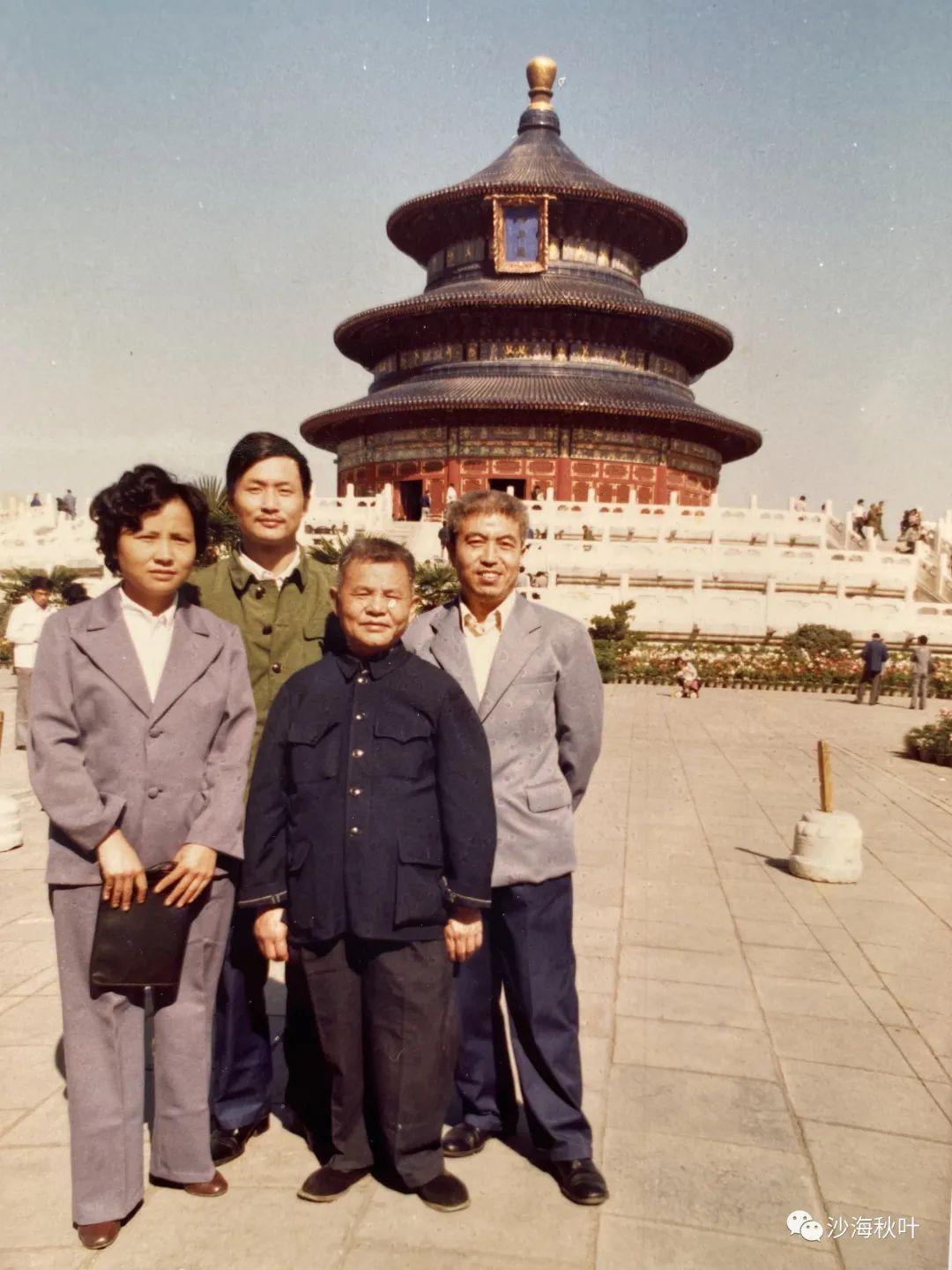 1983年华文通先生被选派到北京四川饭店工作,受到陈松如,张淮俊两位