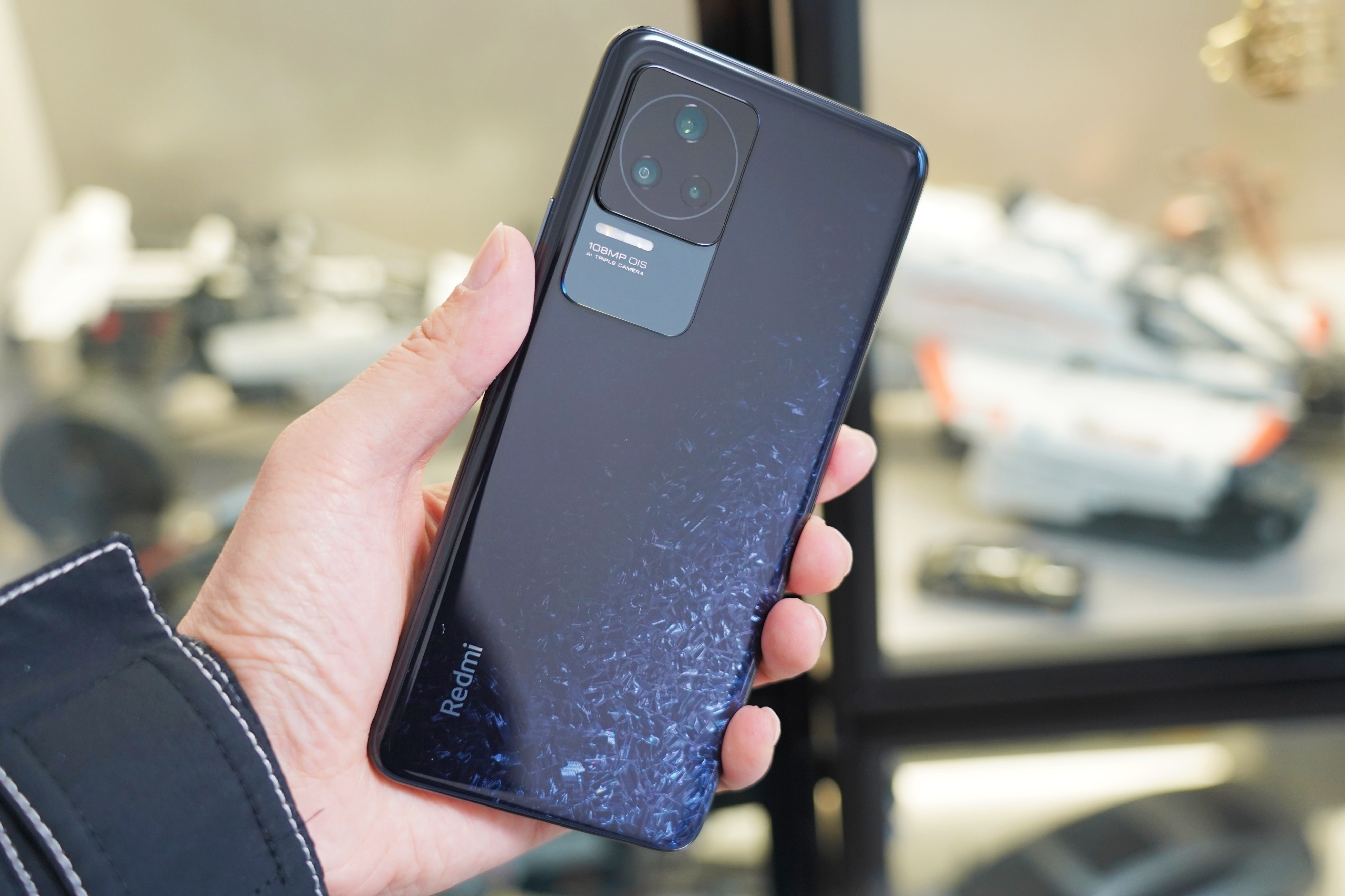 负责任地推荐这3部手机，不仅好看且配置强，用到2027年不成问题