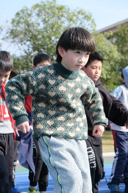四川大学西航港实验小学——“舞”动童年“音”你精彩