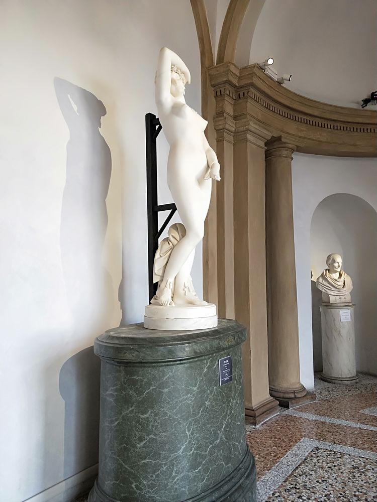 加拿大维多利亚皇家艺术学院与东方艺术研究中心合作