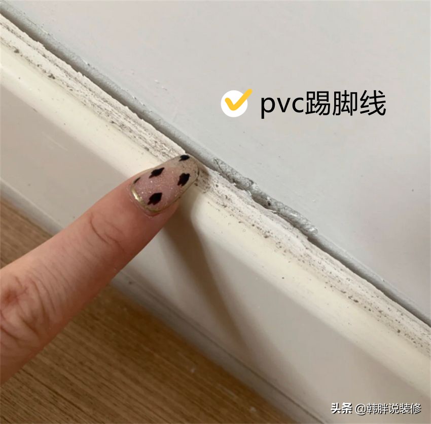 不管設計師的意見，客廳坚持“10不装”，入住后才知道有多机智