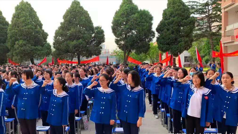 2022南阳小升初家长，该如何选择学校，一高成功率才更大？