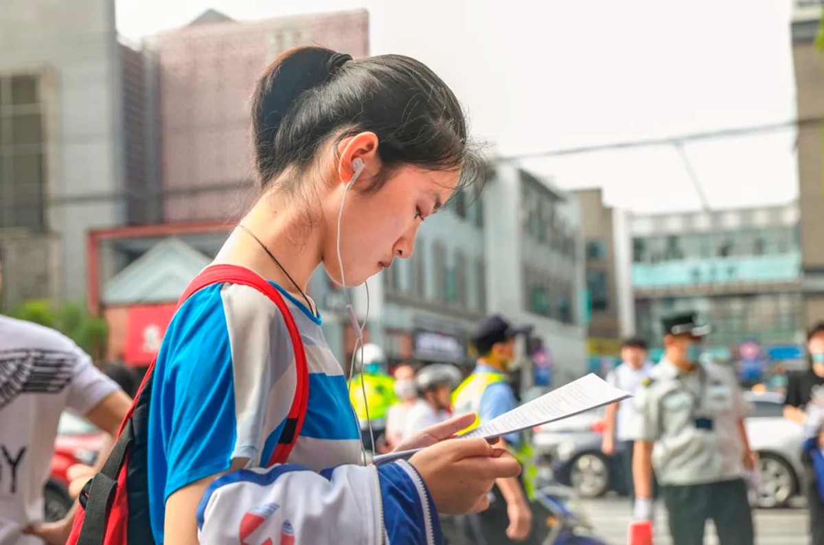 为什么那么多人都支持把英语“踢出”高考？三个理由还挺有说服力