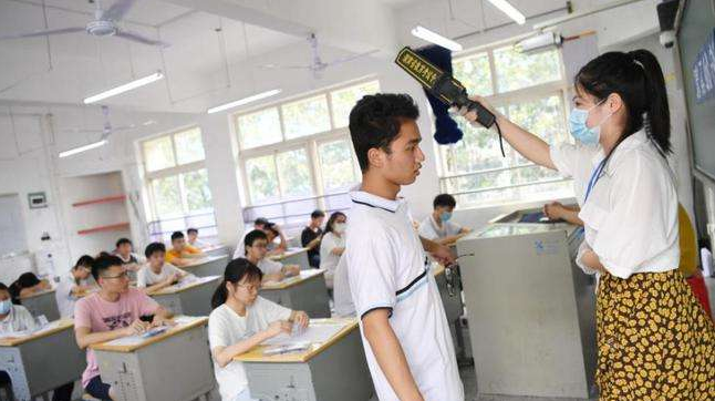高考遇到双胞胎替考咋分辨？官方早已想好对策，网友：不愧是官方