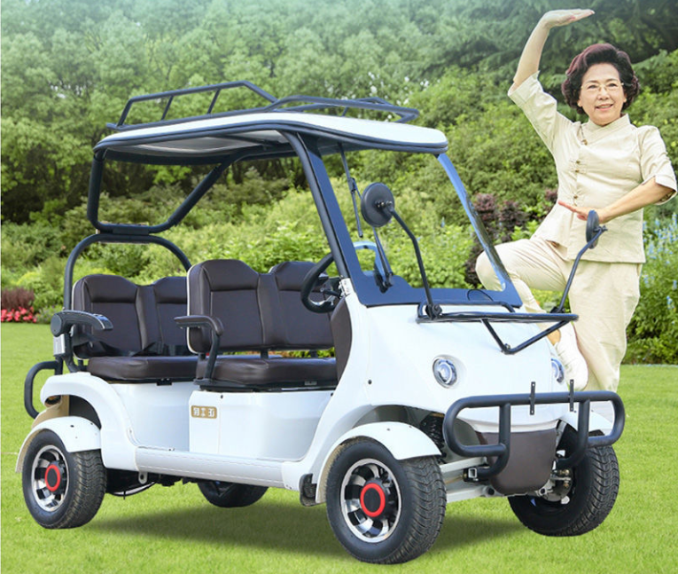 这2款四轮老年代步车,自带雨棚,续航超200公里,60岁以上都能用