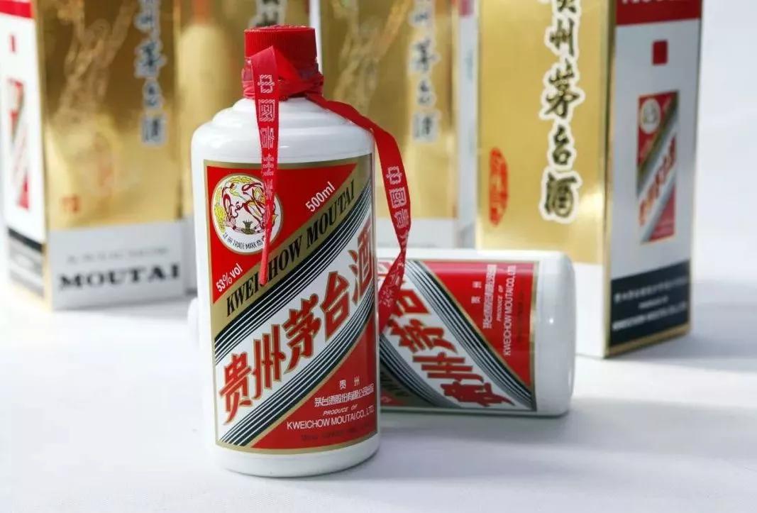 贵州这3款白酒，与茅台很相似，行家把它们当作茅台的“替代酒”