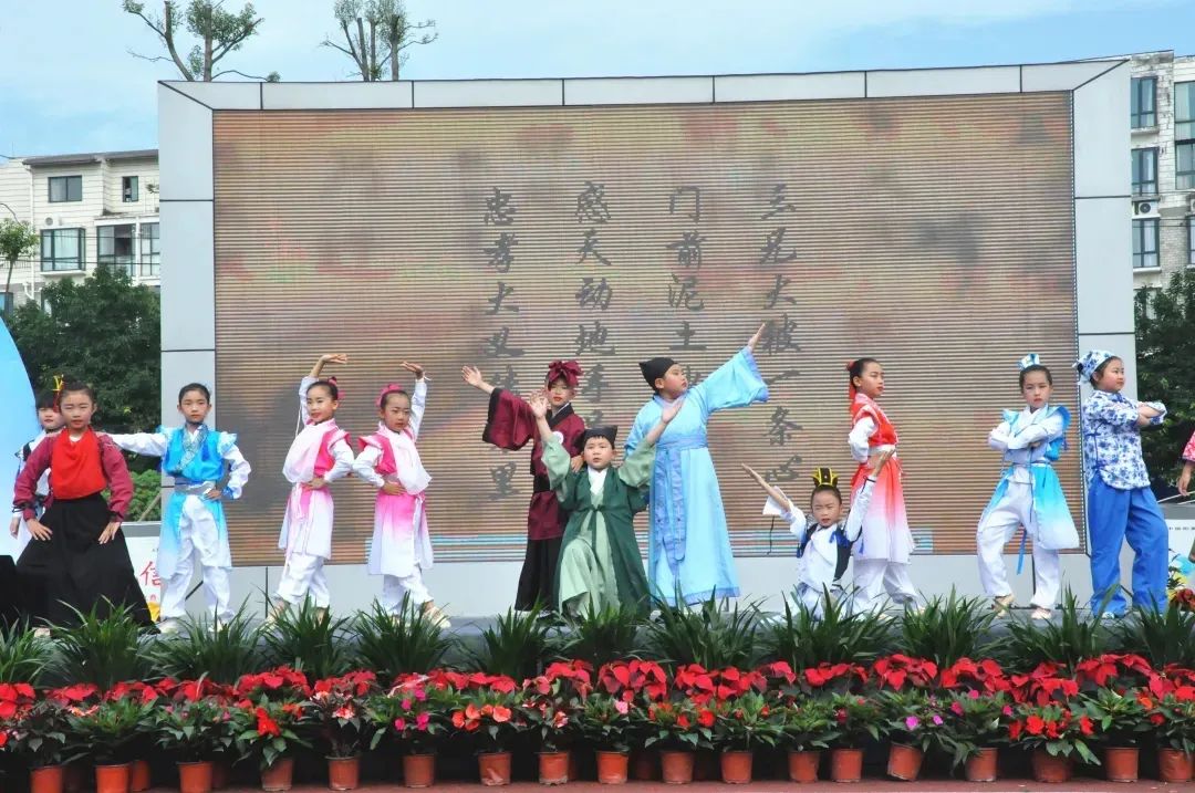 与你分享，我在四川天府新区南湖小学的精彩校园生活