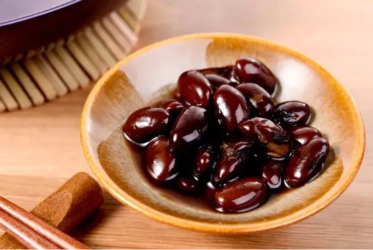 “黑豆和醋”從入夏到入伏的絕配，每天吃10粒，舒適度夏