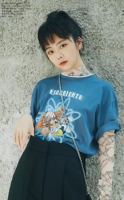 甜美可爱的谭松韵