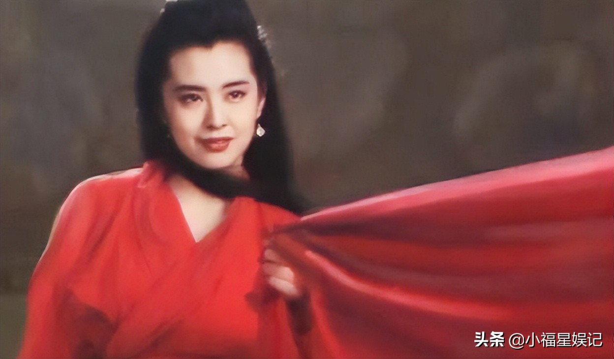 同样演“红装女神”,把刘亦菲景甜和王祖贤朱茵对比看,谁更胜一筹