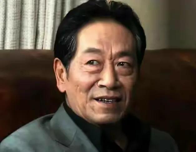 6个娶“小媳妇”的男明星，幸福虽晚但到，他们才是人生赢家