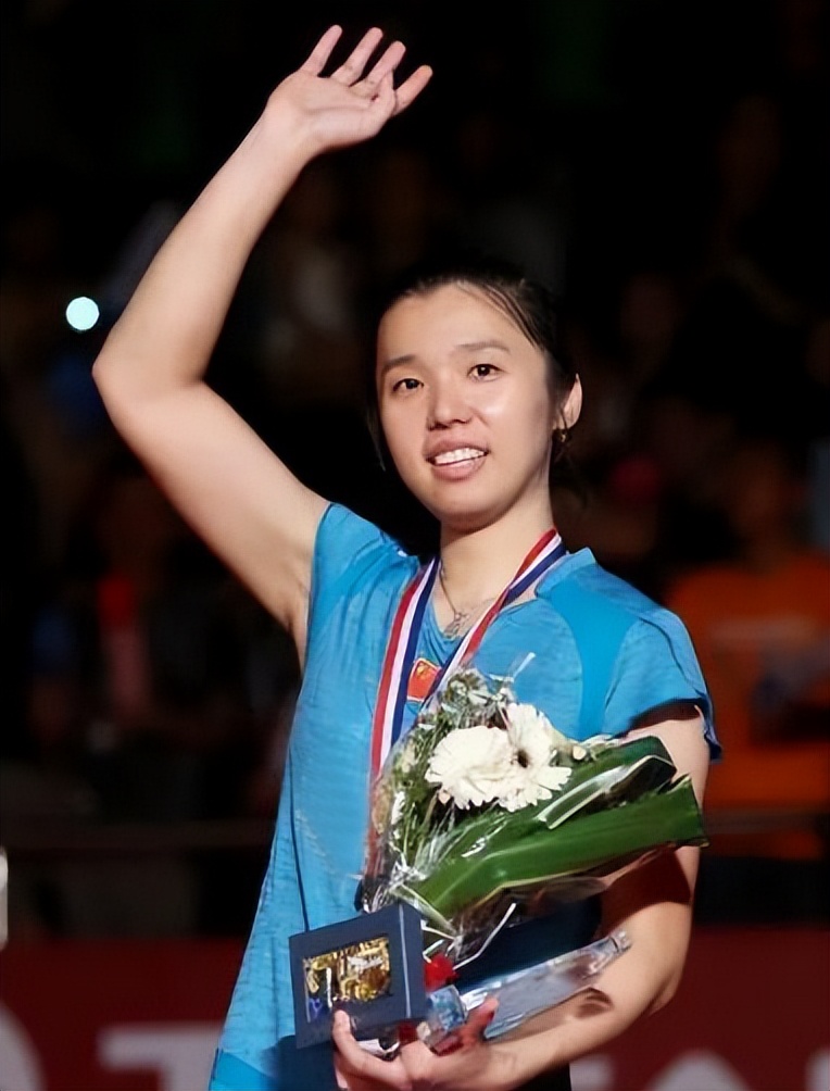 田卿张楠赵芸蕾云南事件(羽毛球奥运冠军张楠:情感惹非议,在舆论漩涡