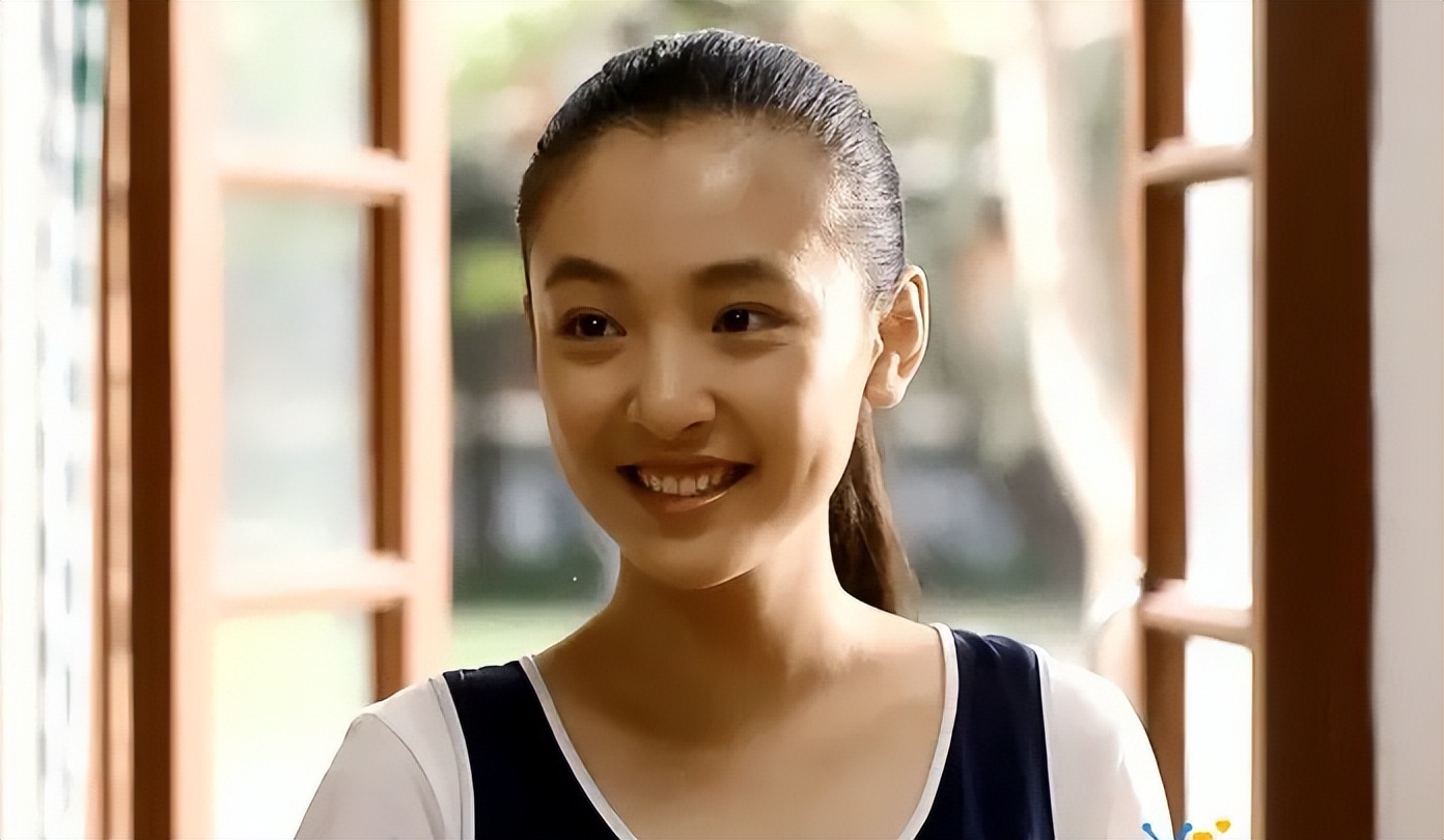 同样是演学生，把张柏芝、赵丽颖和吴倩放在一起，美得各有千秋