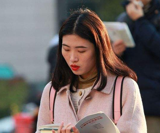 今年公务员将打破“35岁门槛”，实行报考新规则，考生表示很期待